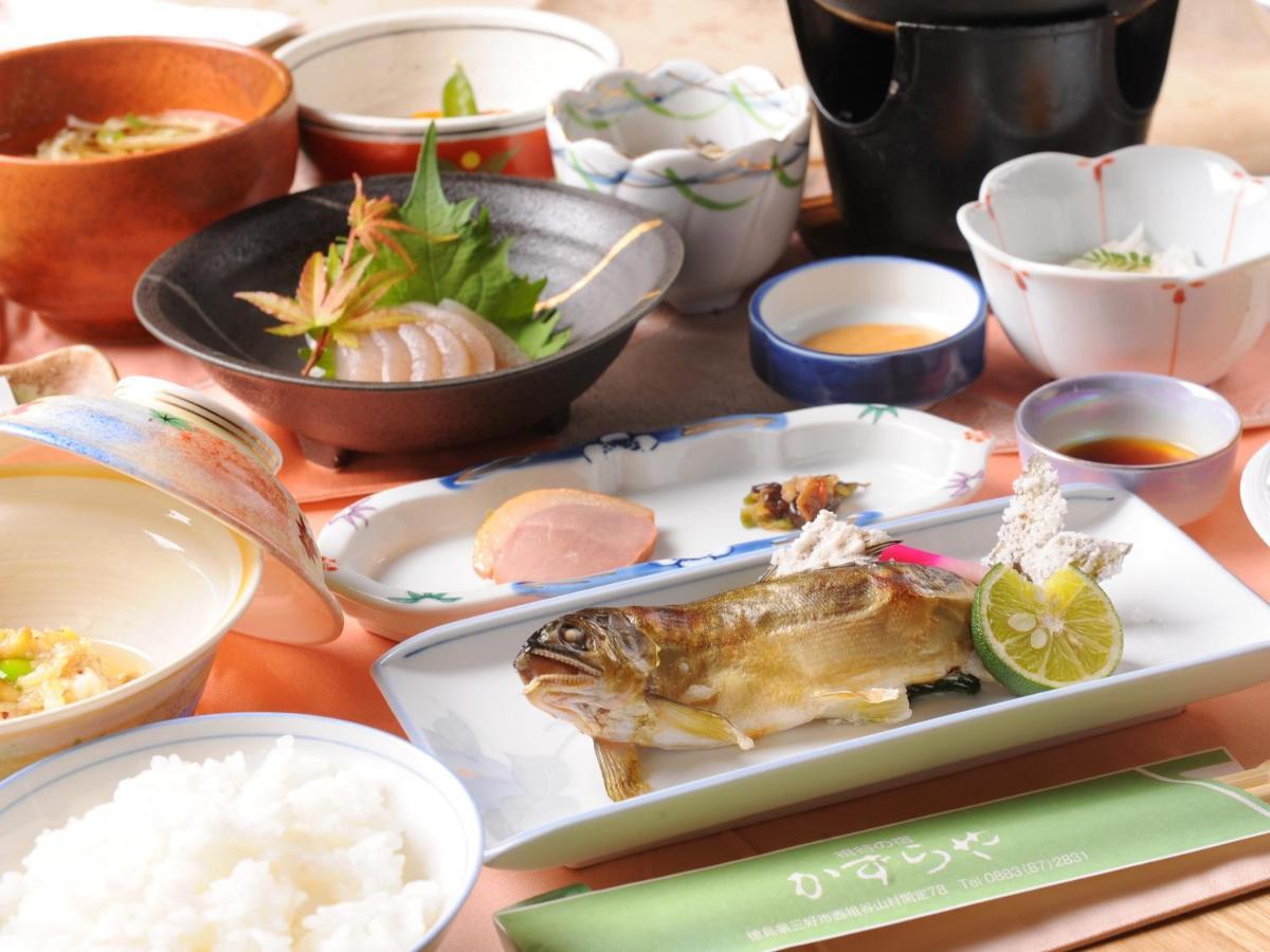 祖谷の宿 かずらや 旅館 三好市