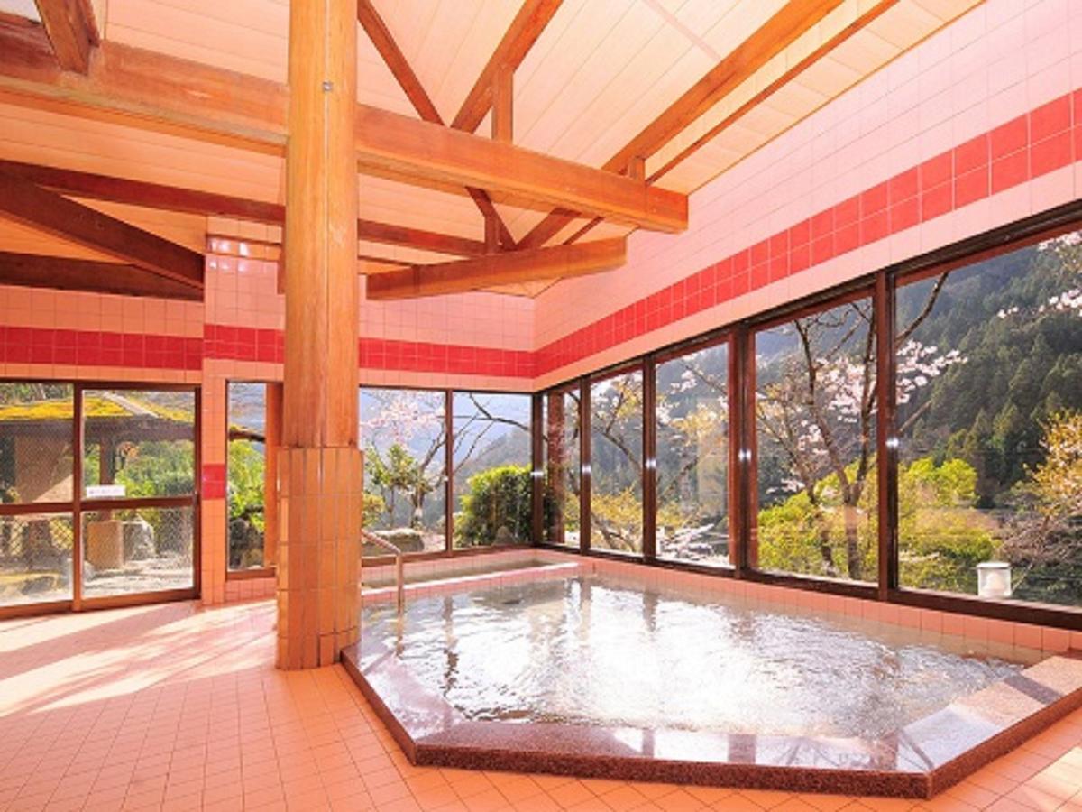 Kazuraya 2* Miyoshi (Tokushima)