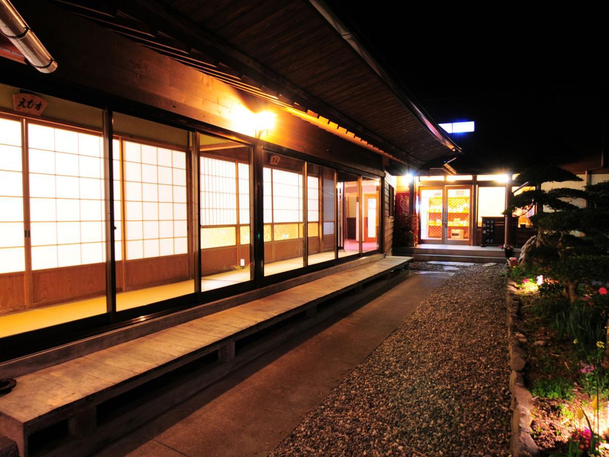 旅館 祖谷の宿 かずらや 2*